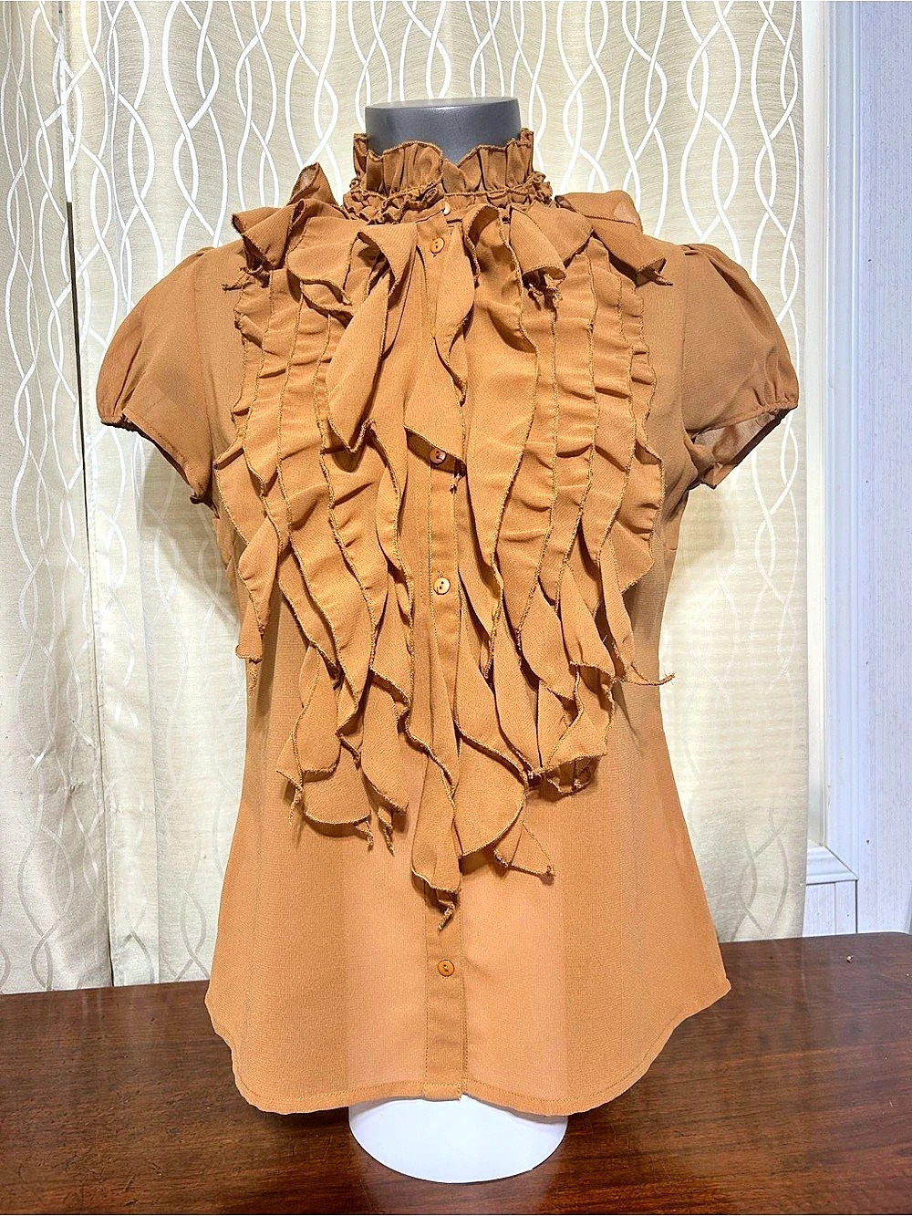 NWOT Saint Tropez Ruffle Blouse in Rusty Brown Size Medium